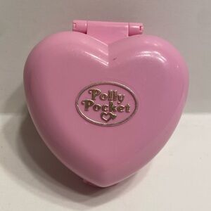 Polly Pocket Polly and Her Kittens Heart Compact Only/No Figures Vintage 1993